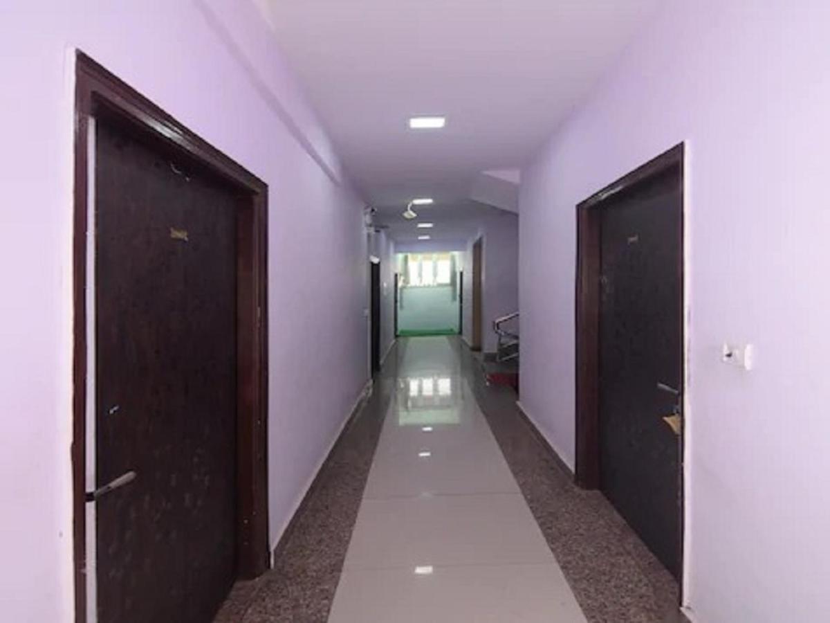 Hotel Kashi Varanasi Exteriör bild